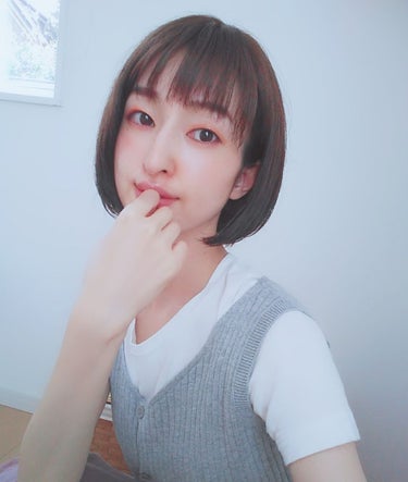 hana on LIPS 「"イメチェン"ではなく、念願の#ヘアドネーションしてきました✨..」（1枚目）