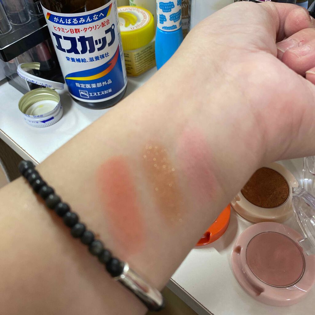 ラッキーフレンズ ルックアット マイアイカフェ/ETUDE/単色アイシャドウを使ったクチコミ(2枚目)