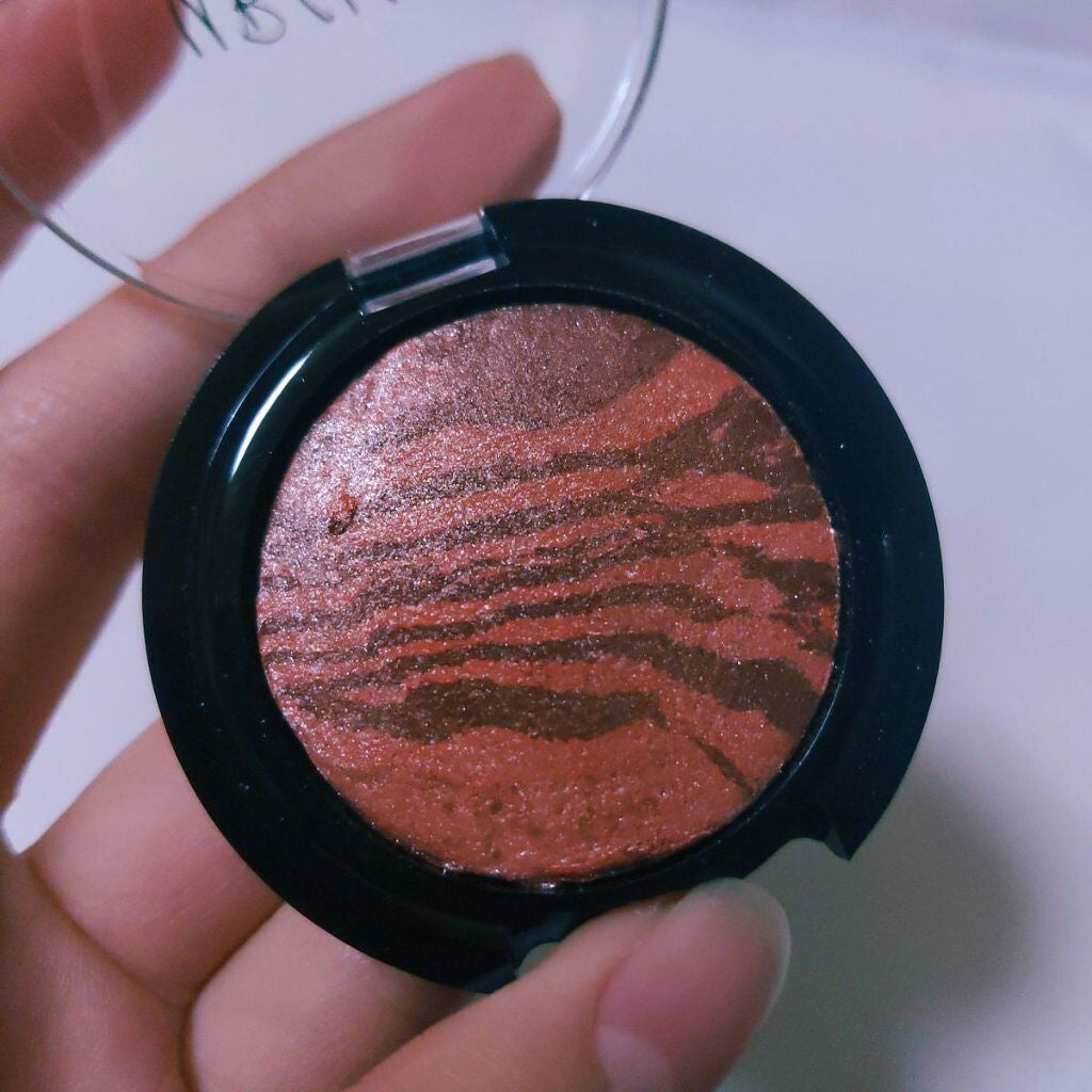 UR GLAM EYE & CHEEK COLOR/U R GLAM/単色アイシャドウを使ったクチコミ(2枚目)