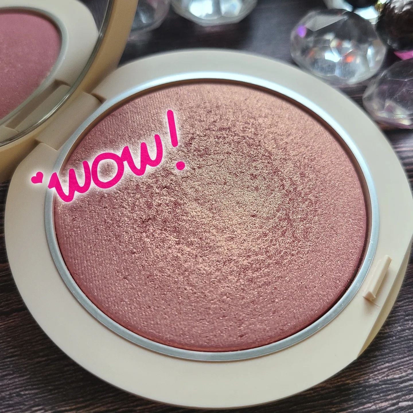 ディオールスキン フォーエヴァー クチュール ルミナイザー 06 コーラル グロウ/Dior/プレストパウダーを使ったクチコミ（3枚目）