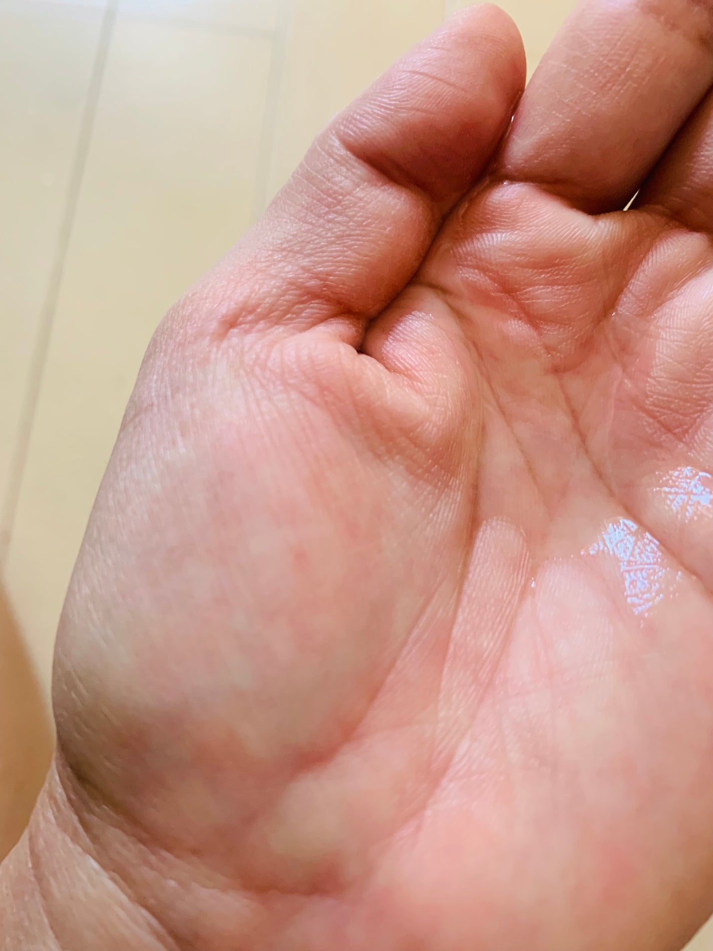 ãããð¶ on LIPS ãããã°ãã¯ð仿¥ã¯ãã£ãšãªãããŠããç¡å°è¯åã®å°å
¥åç²§æ¶²ã玹ä»..ãïŒ3æç®ïŒ