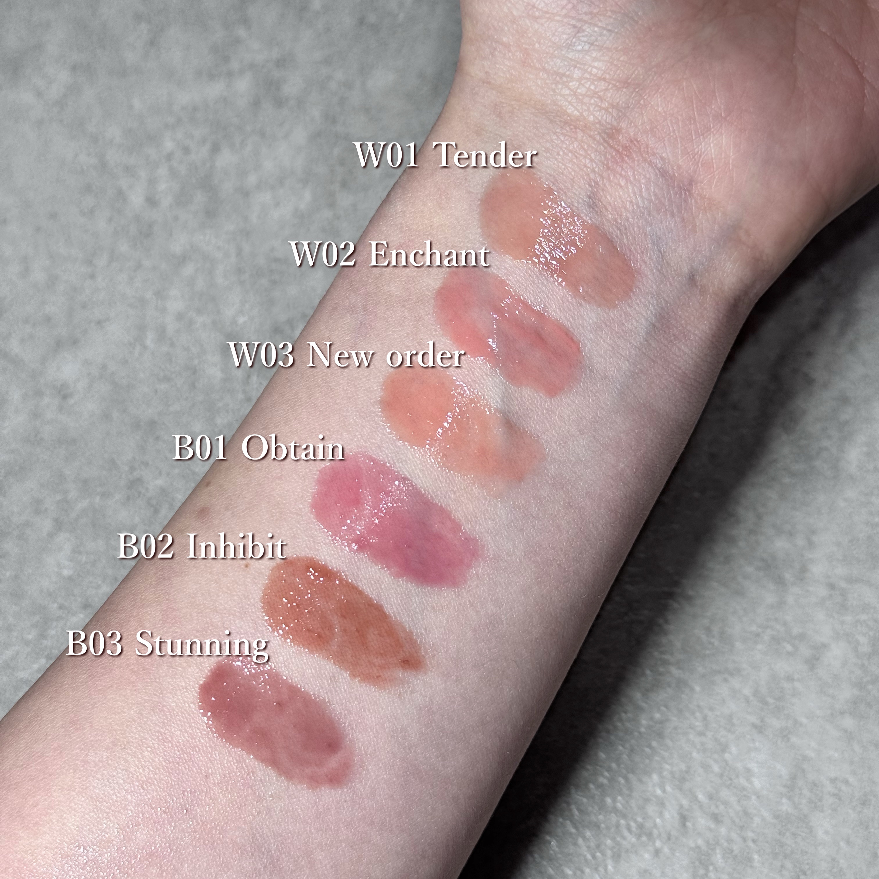 ボリューマイジングフォンデュリップ/Coralhaze/口紅を使ったクチコミ（3枚目）