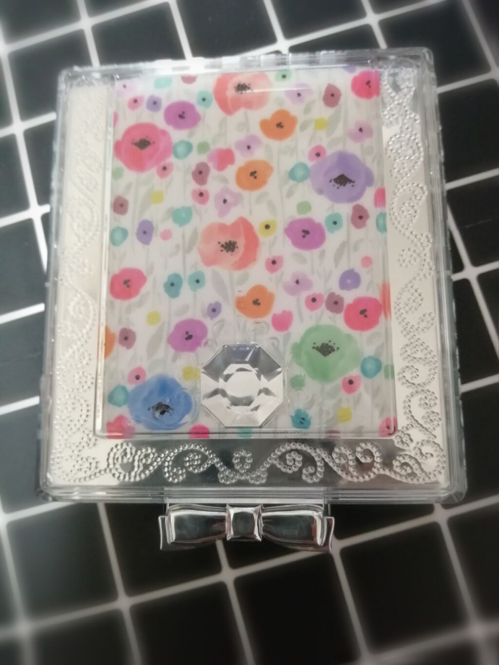 リボンクチュール アイズ/JILL STUART/アイシャドウパレットを使ったクチコミ（1枚目）