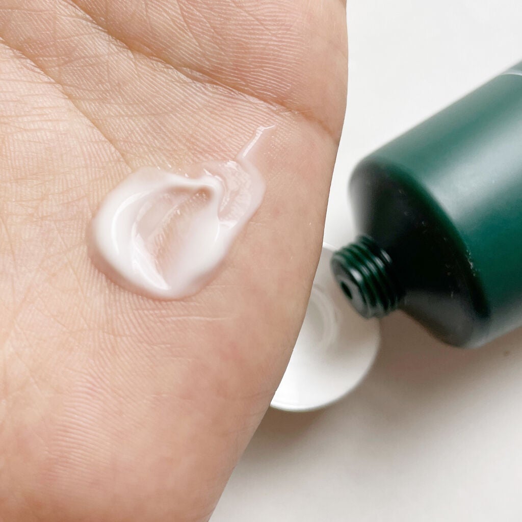 ファイブハーブス リペアリングヘアミルクセラム/L'OCCITANE/ヘアミルクを使ったクチコミ(5枚目)