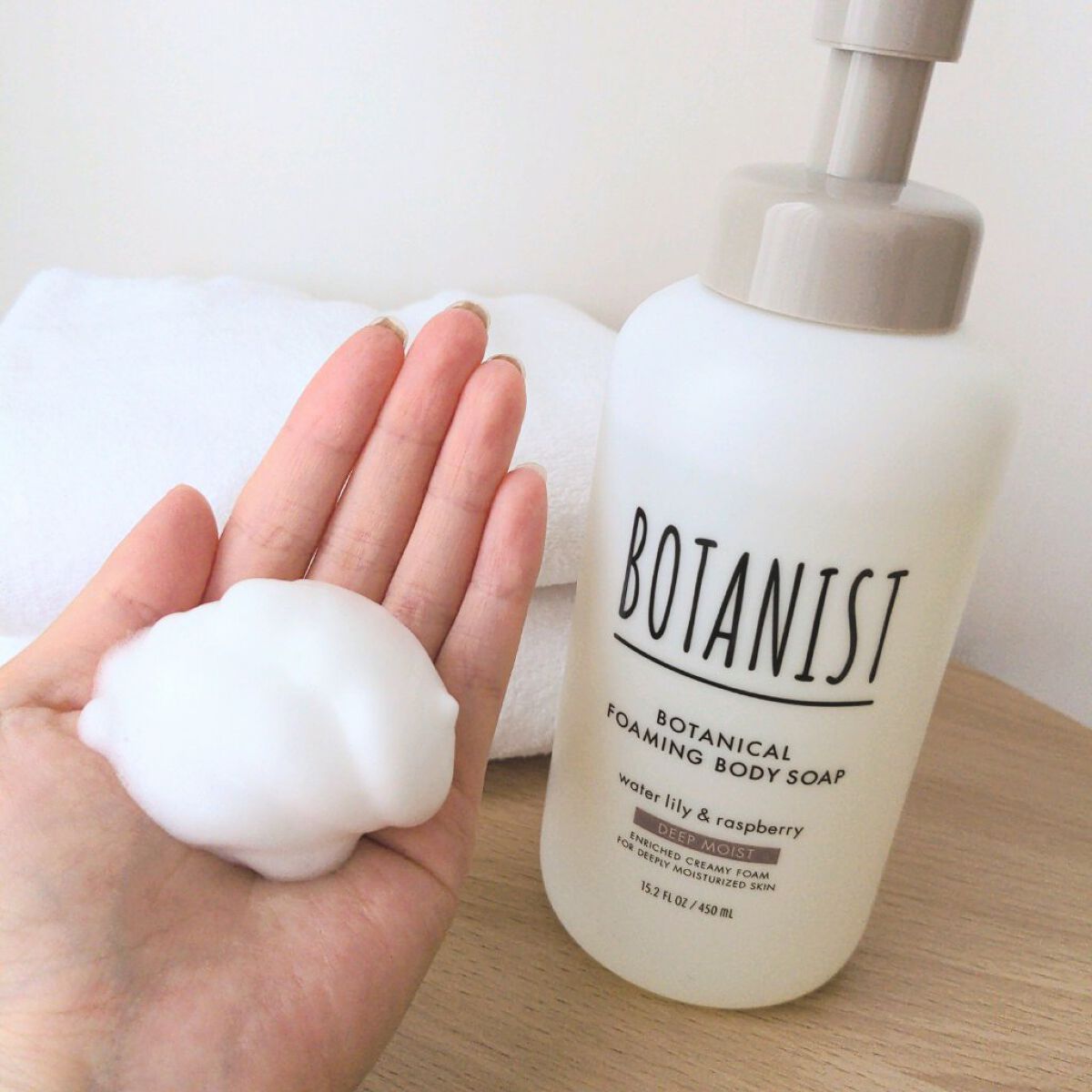 ボタニカルフォーミング ボディーソープ（ディープモイスト） 本体 450ml/BOTANIST/ボディソープを使ったクチコミ（3枚目）