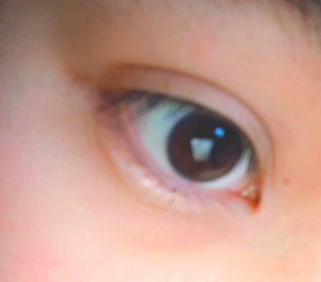 キラキラ アイシャドウ/ETUDE/スティックアイシャドウを使ったクチコミ（3枚目）