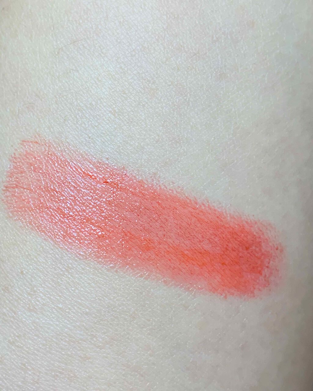 ヴォリュプテ プランプインカラー/YVES SAINT LAURENT BEAUTE/口紅を使ったクチコミ(2枚目)