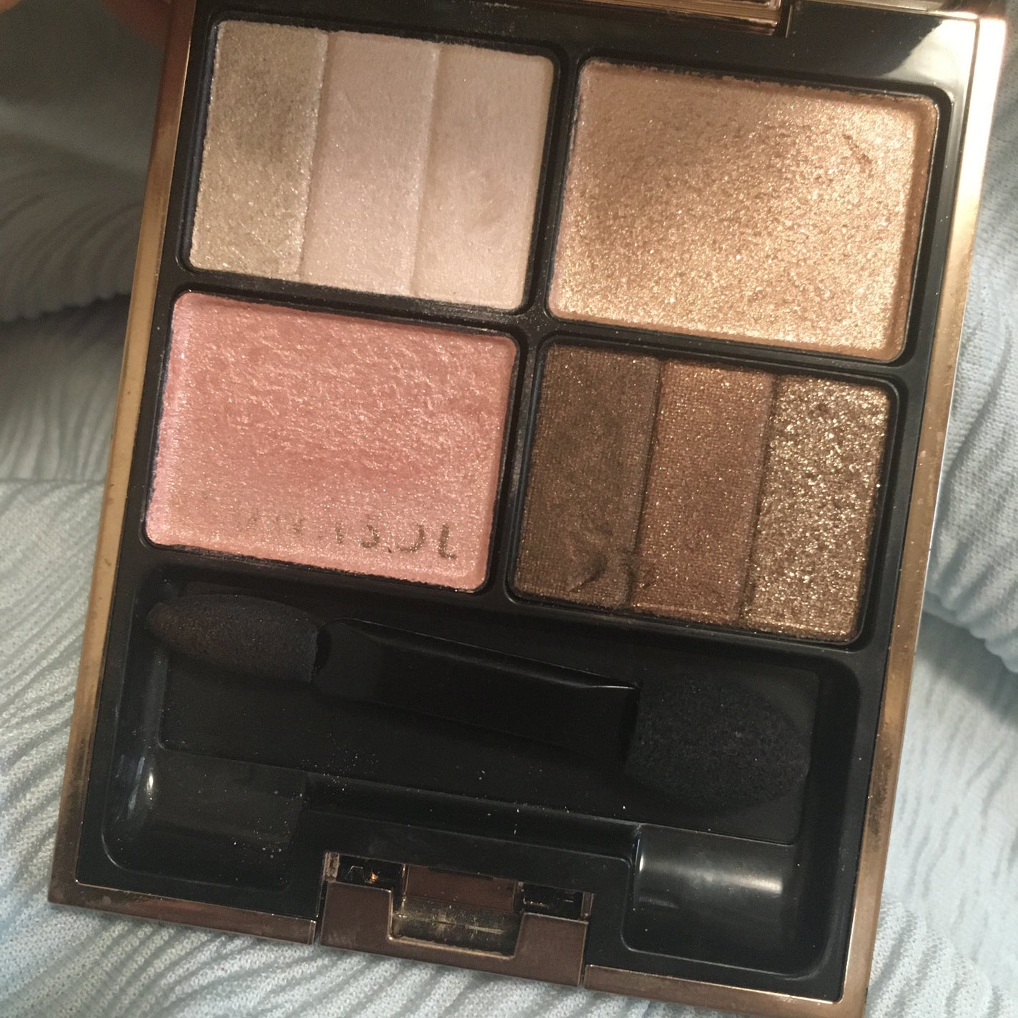 スリーディメンショナルアイズ/LUNASOL/アイシャドウパレットを使ったクチコミ(1枚目)