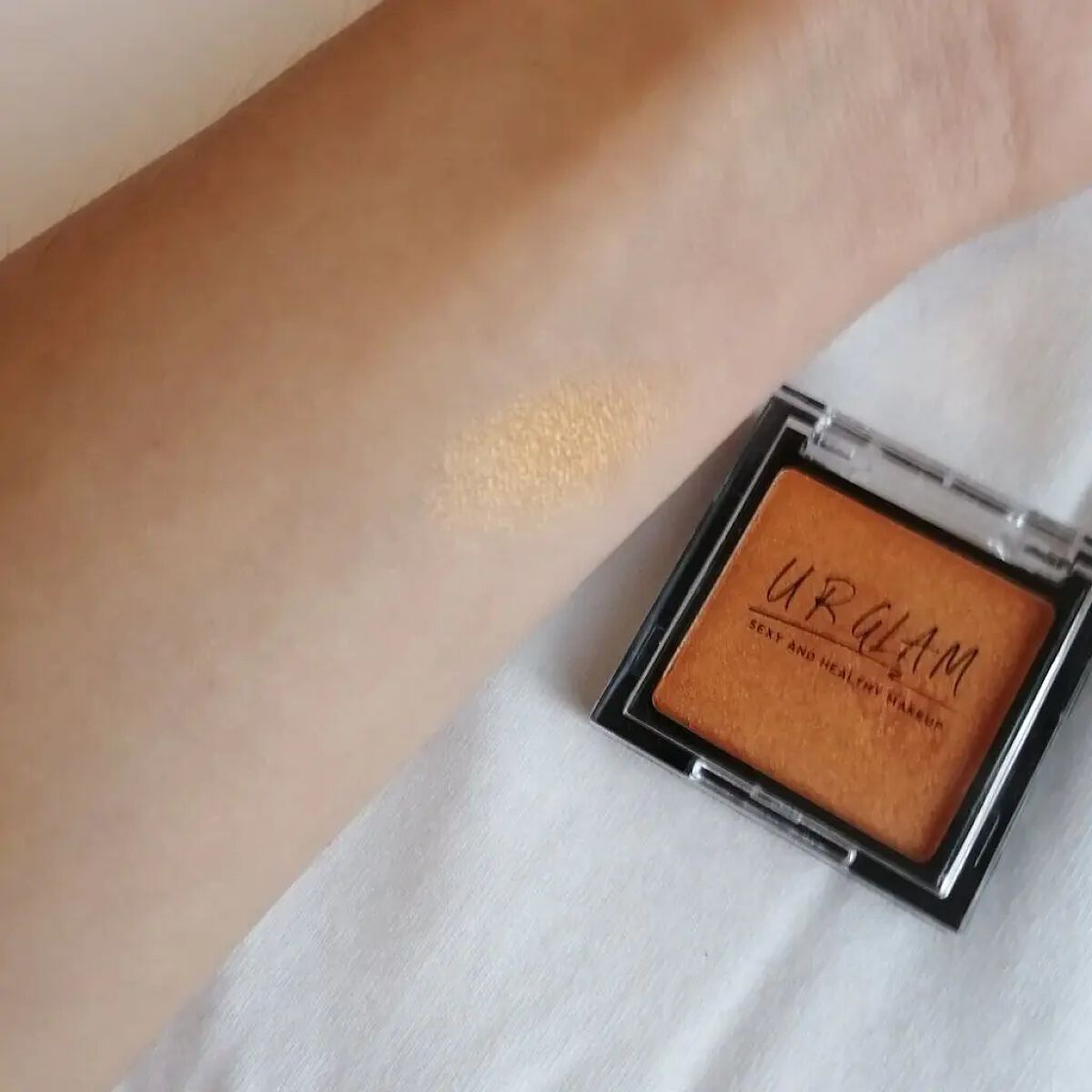 UR GLAM POWDER EYESHADOW マンダリン