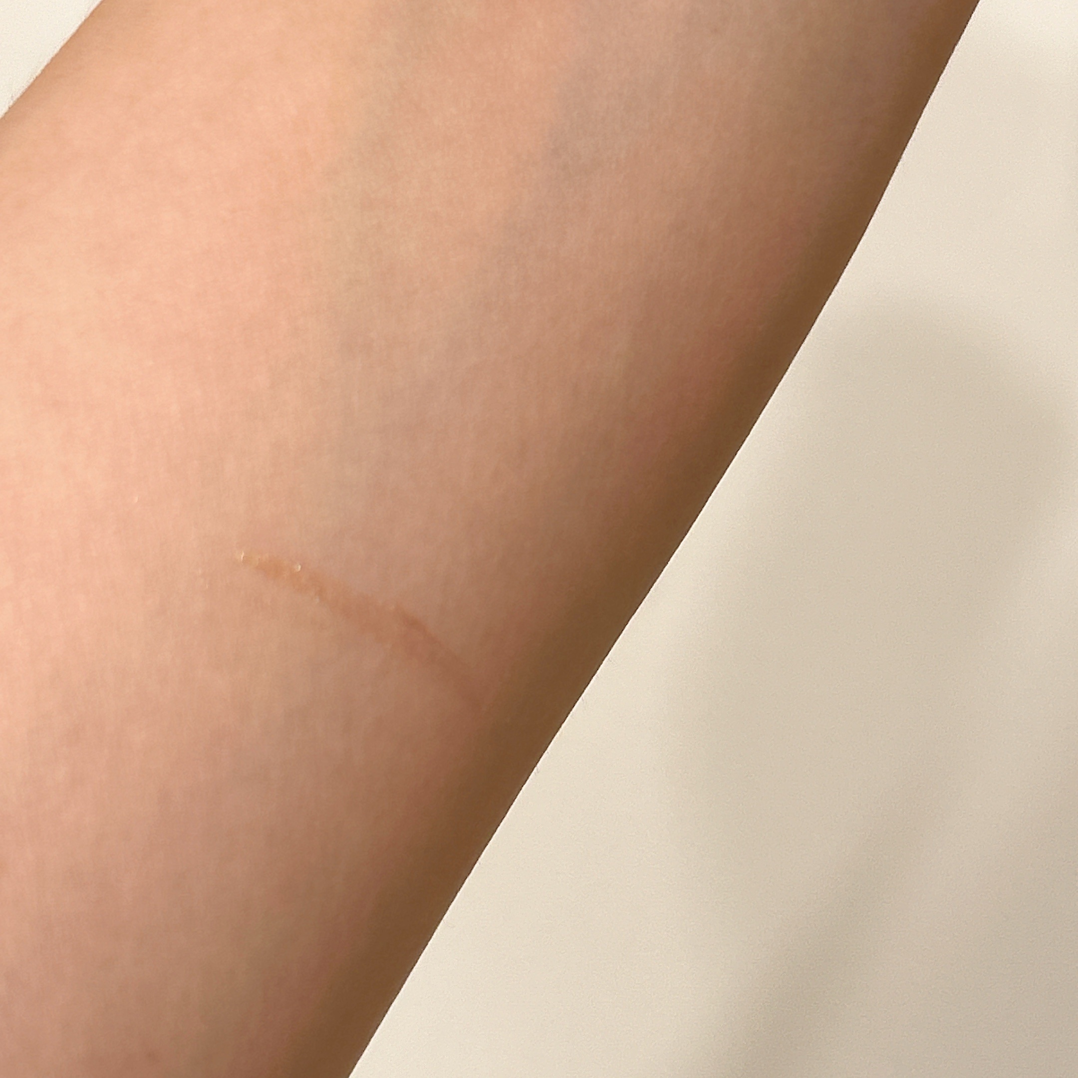 グロウリキッドライナー 20 ムーンベージュ/CEZANNE/リキッドアイライナーを使ったクチコミ（2枚目）