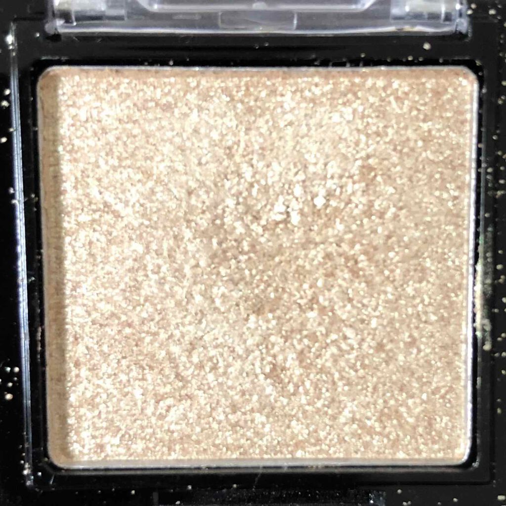 UR GLAM　POWDER EYESHADOW シェルホワイト〈ブルーラメ〉/U R GLAM/単色アイシャドウを使ったクチコミ（2枚目）