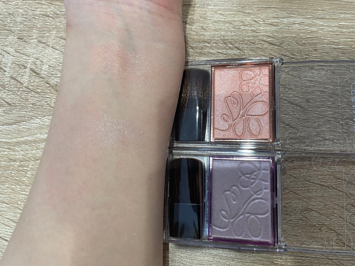 パールグロウニュアンサー/CEZANNE/パウダーハイライトを使ったクチコミ(3枚目)