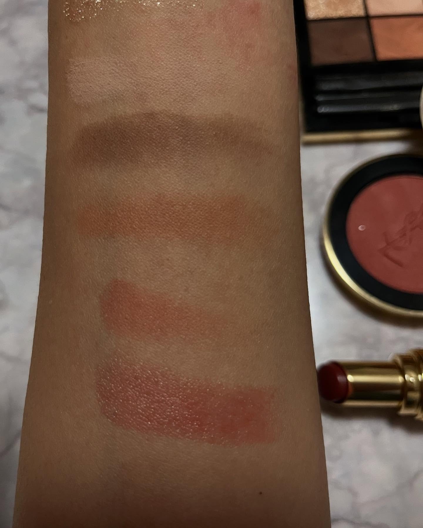 クチュール ミニ クラッチ/YVES SAINT LAURENT BEAUTE/アイシャドウパレットを使ったクチコミ（2枚目）