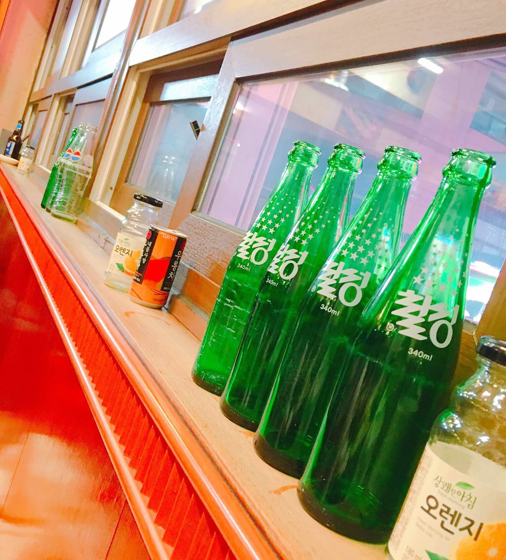 さくら on LIPS 「1週間の短期留学で韓国に行って、沢山沢山化粧品を買って来たので..」(1枚目)