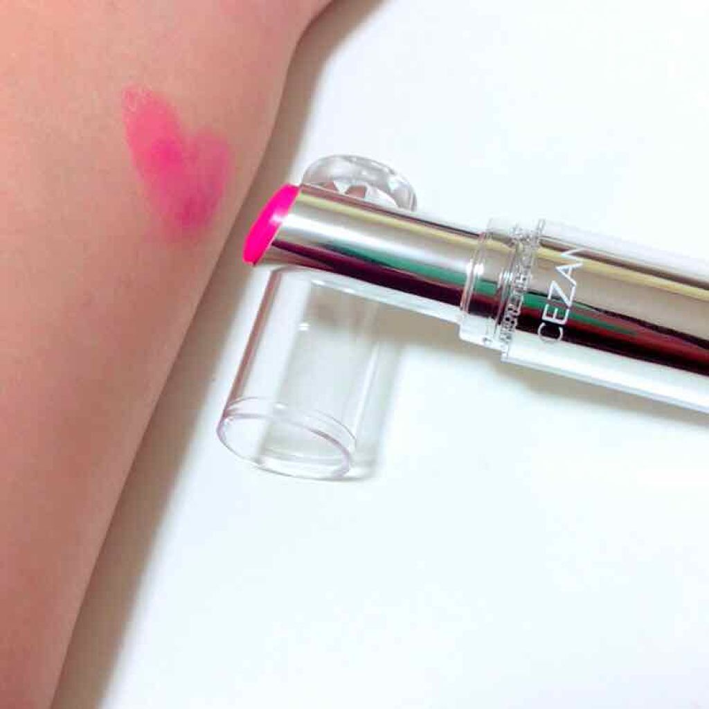 ラスティンググロスリップ/CEZANNE/口紅を使ったクチコミ(2枚目)