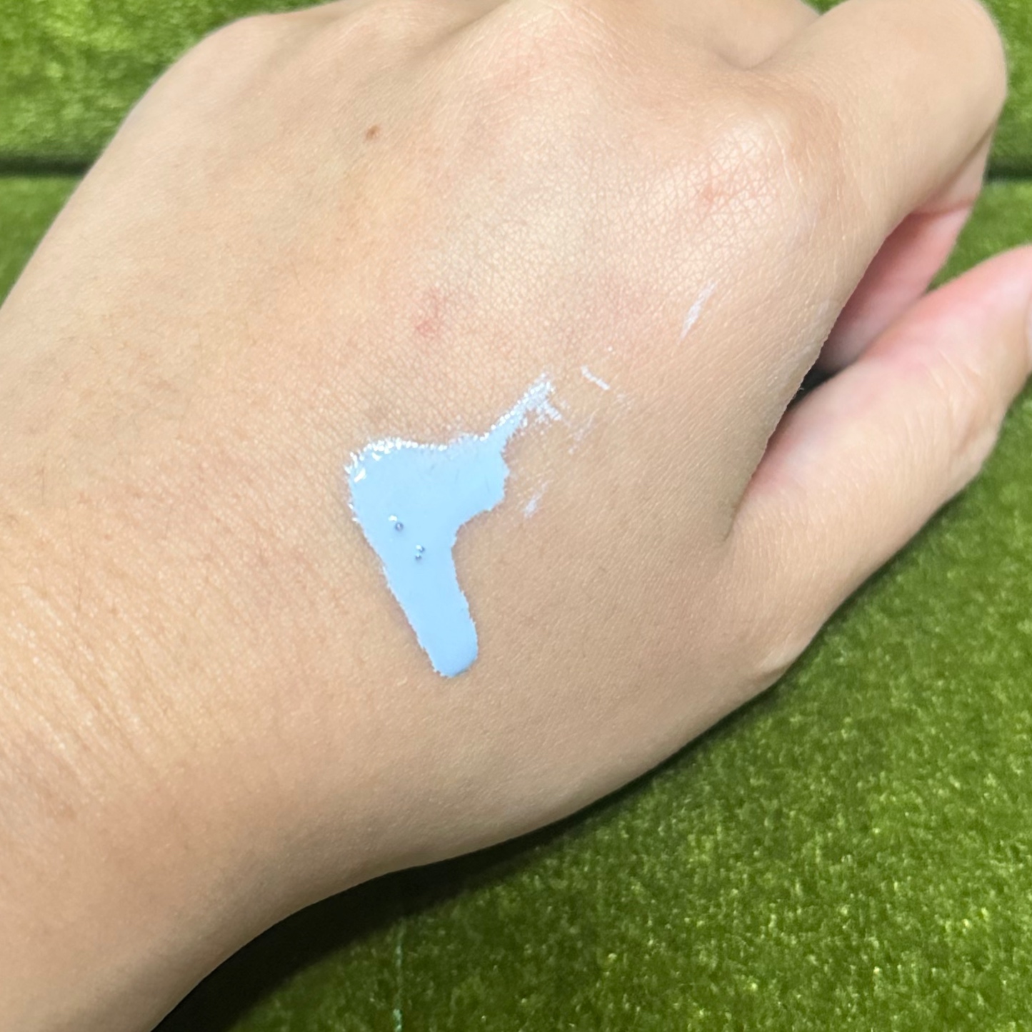 【旧】スノー メイクアップ ベース UV35 SPF35／PA+++/Dior/化粧下地を使ったクチコミ（2枚目）