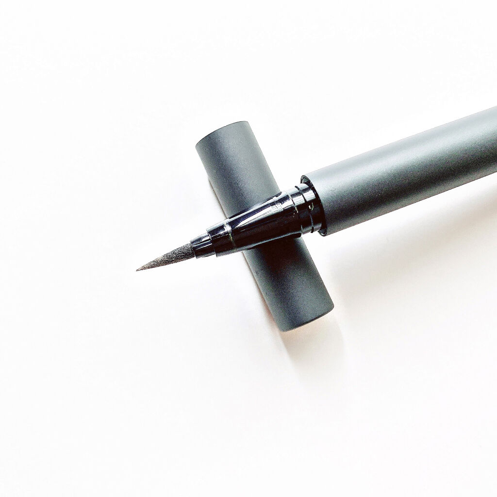 インディストラクティブルアイライナー/THREE/リキッドアイライナーを使ったクチコミ（3枚目）