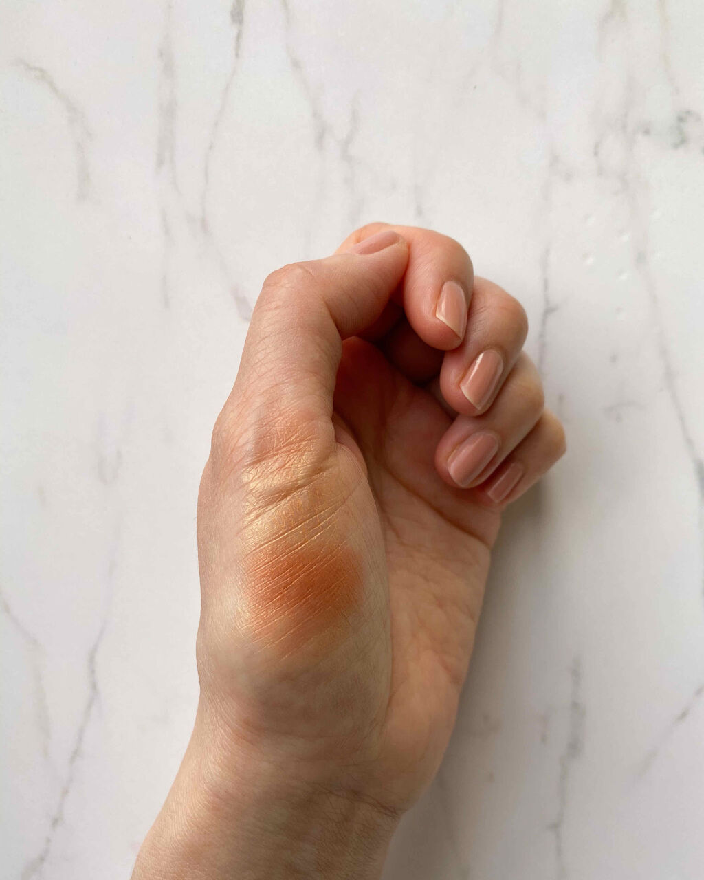 ザ アイシャドウ L 172 Vimana Gold/ADDICTION/単色アイシャドウを使ったクチコミ（3枚目）