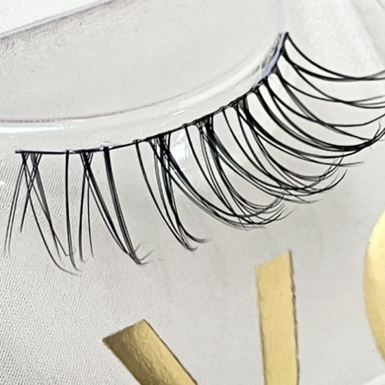 ミッシュブルーミン アイラッシュ インフィニティライン NO.205 スウィートナチュラル/ミッシュブルーミン/つけまつげを使ったクチコミ（2枚目）