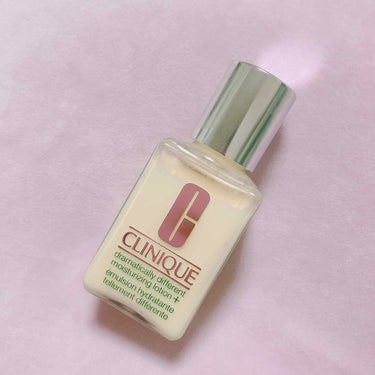 CLINIQUE ドラマティカリー ディファレント モイスチャライジング ジェルのクチコミ「
乳液難民だった私が出会ったクリニーク。

本当はイプサでME買おうと思ってたんですけど、品切.....」（1枚目）