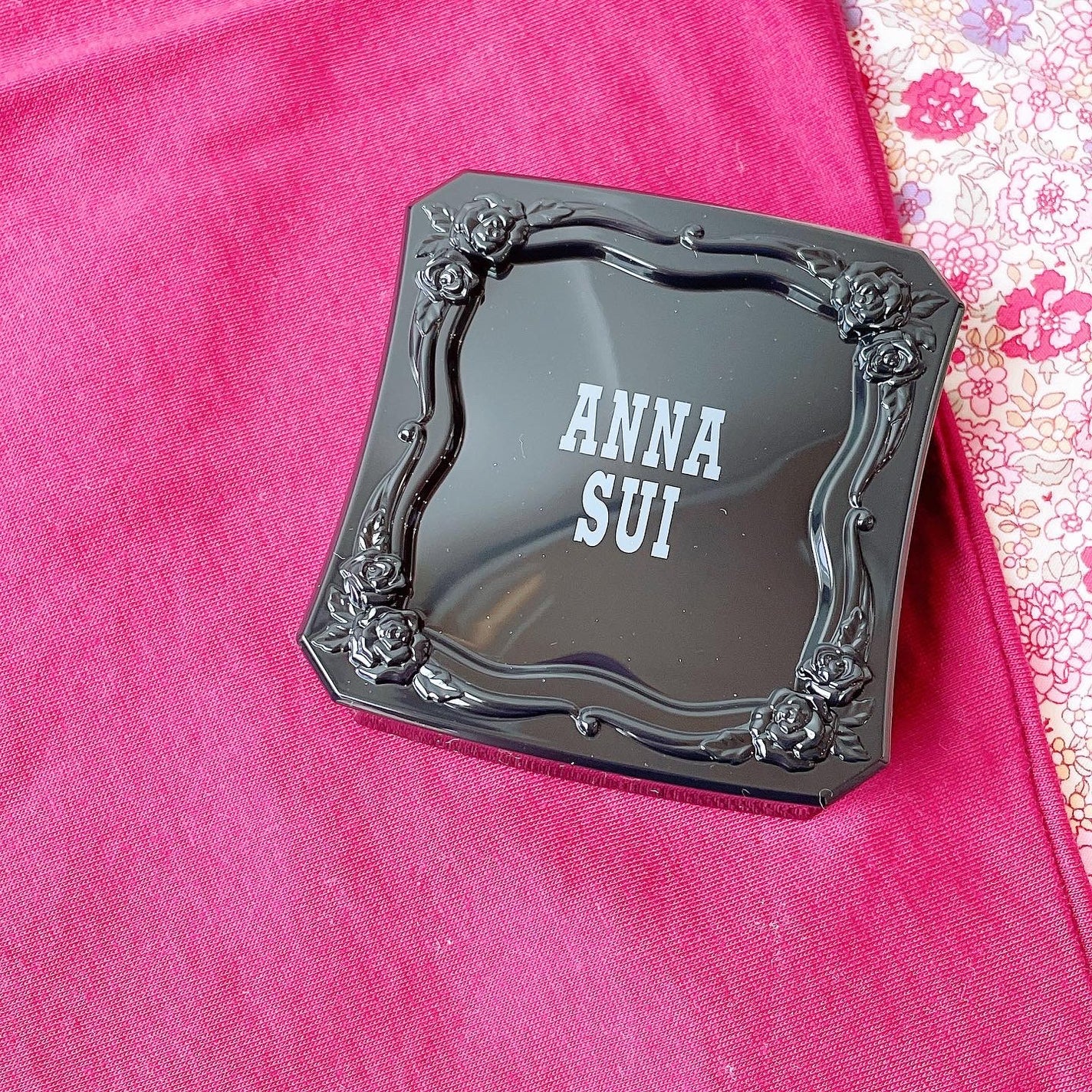 メイクアップ/ANNA SUI/パウダーファンデーションを使ったクチコミ(3枚目)