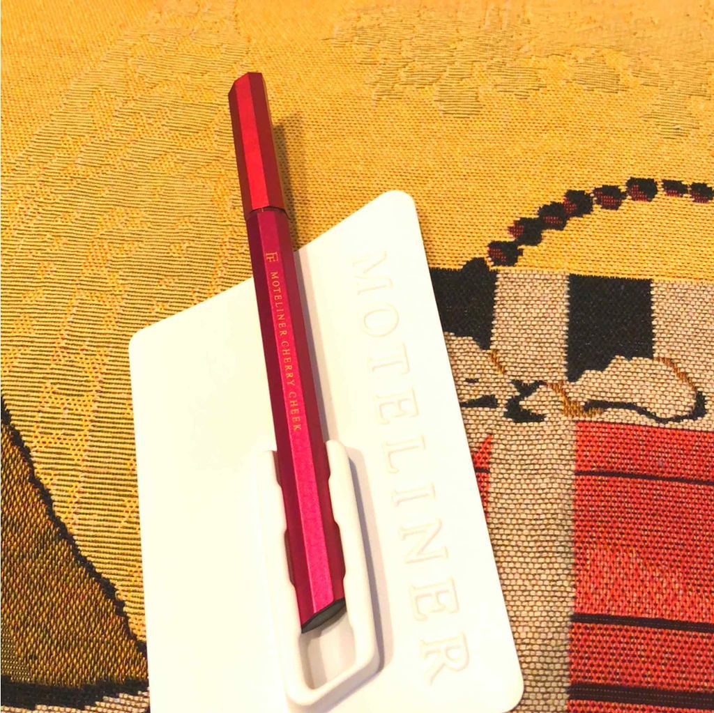 モテライナー リキッド/UZU BY FLOWFUSHI/リキッドアイライナーを使ったクチコミ（2枚目）