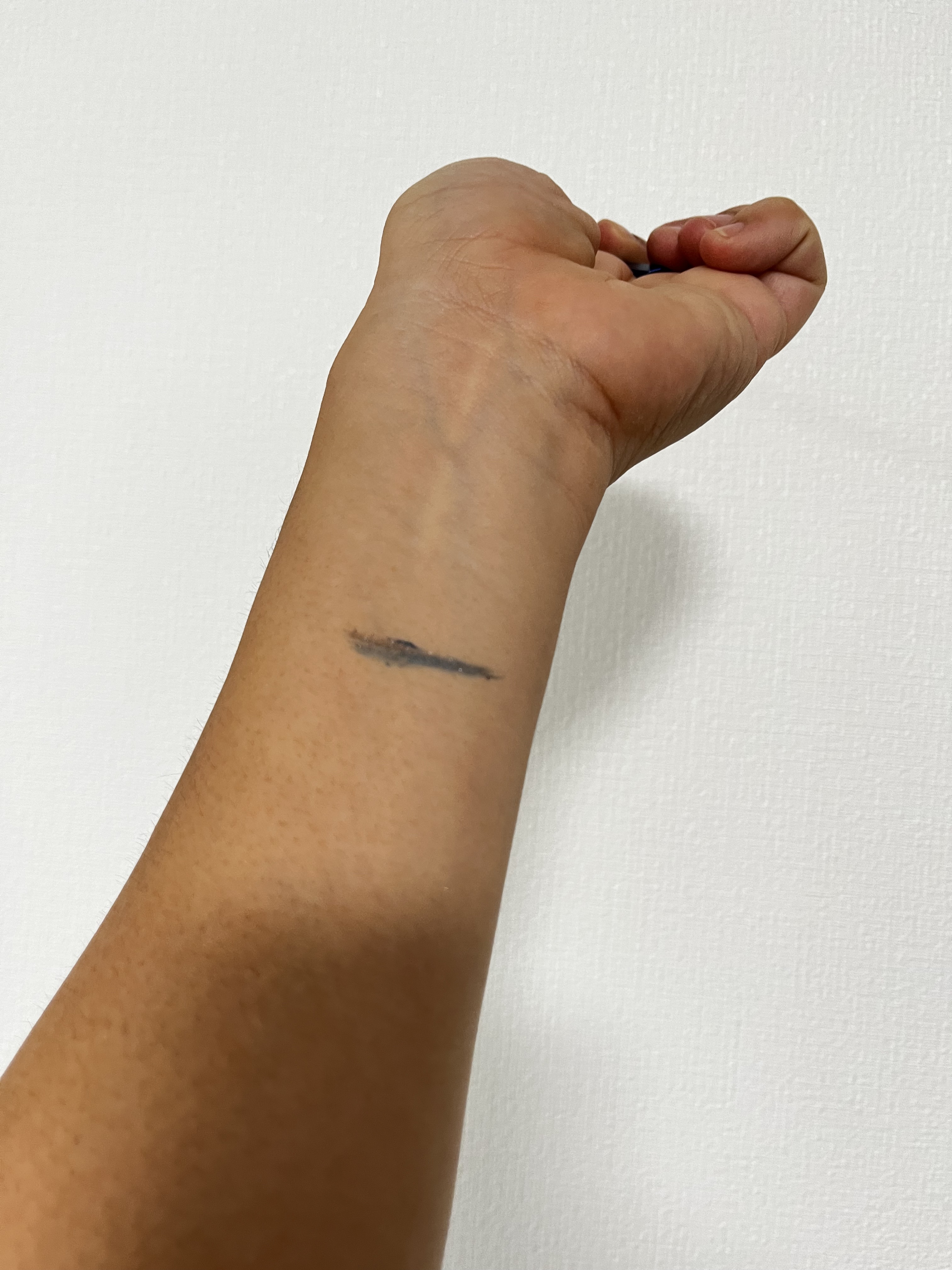 EYE OPENING LINER/UZU BY FLOWFUSHI/アイライナーを使ったクチコミ（2枚目）