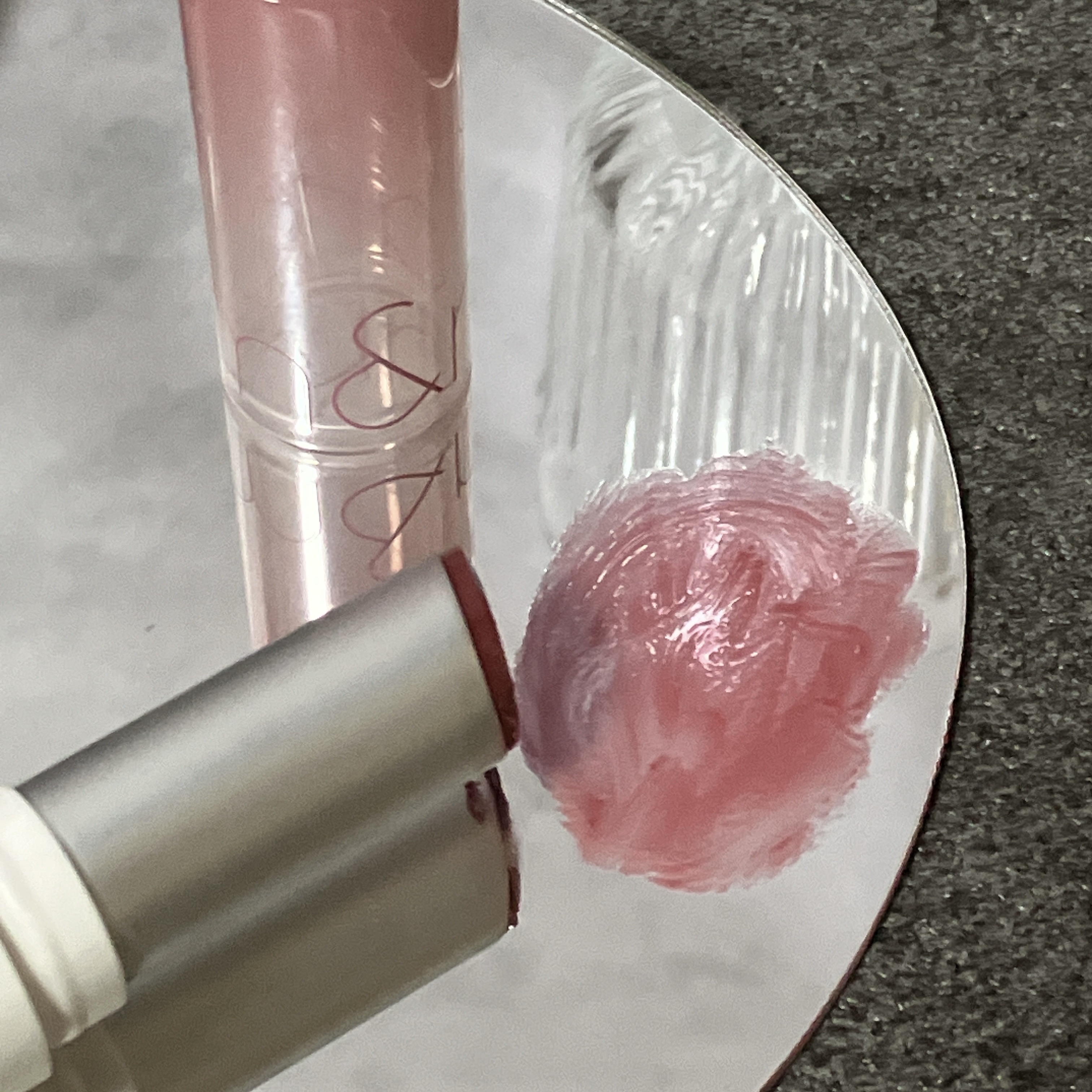 N&D パールハイライト/aZTK/パウダーハイライトを使ったクチコミ（3枚目）