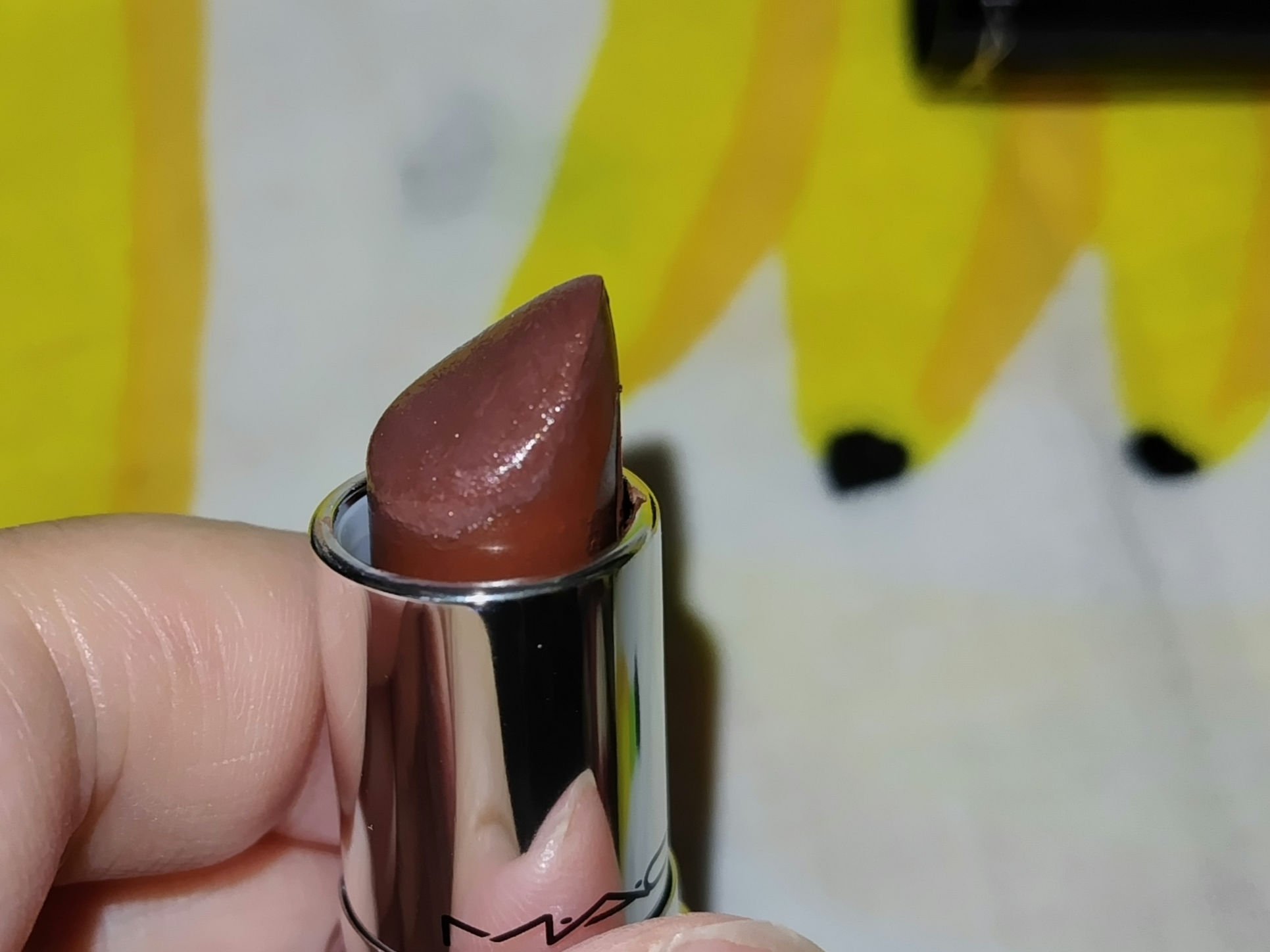 ラスターガラス リップスティック アイ ディザーブ ディス/M・A・C/口紅を使ったクチコミ（2枚目）