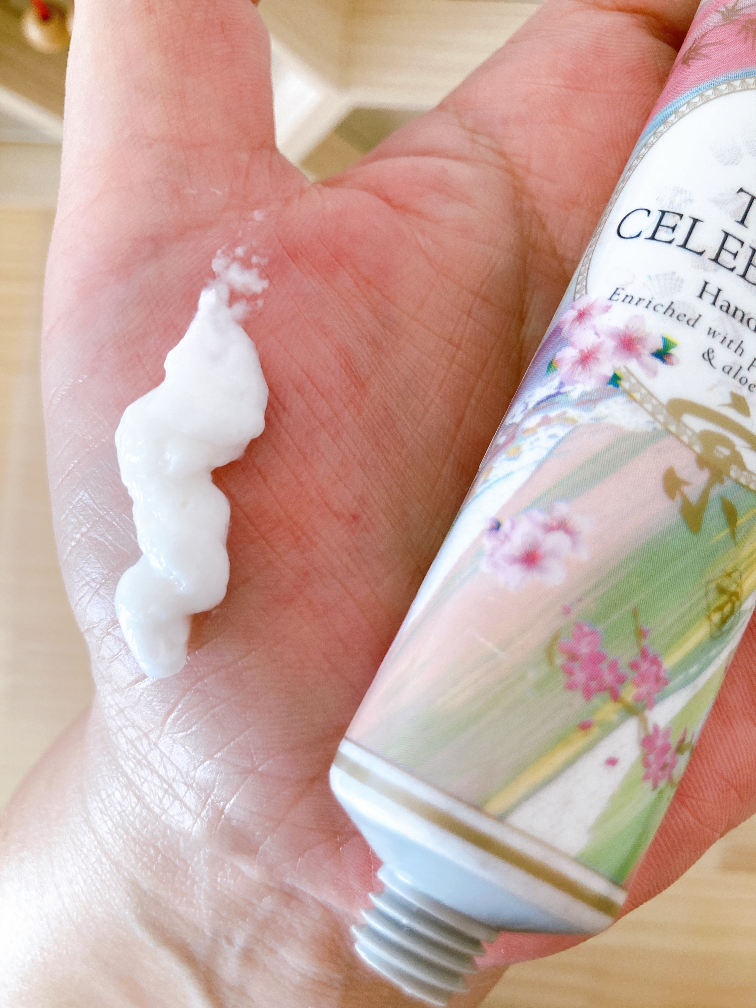 ハンドクリーム TOKYO CELEBRATION/SABON/ハンドクリームを使ったクチコミ（2枚目）