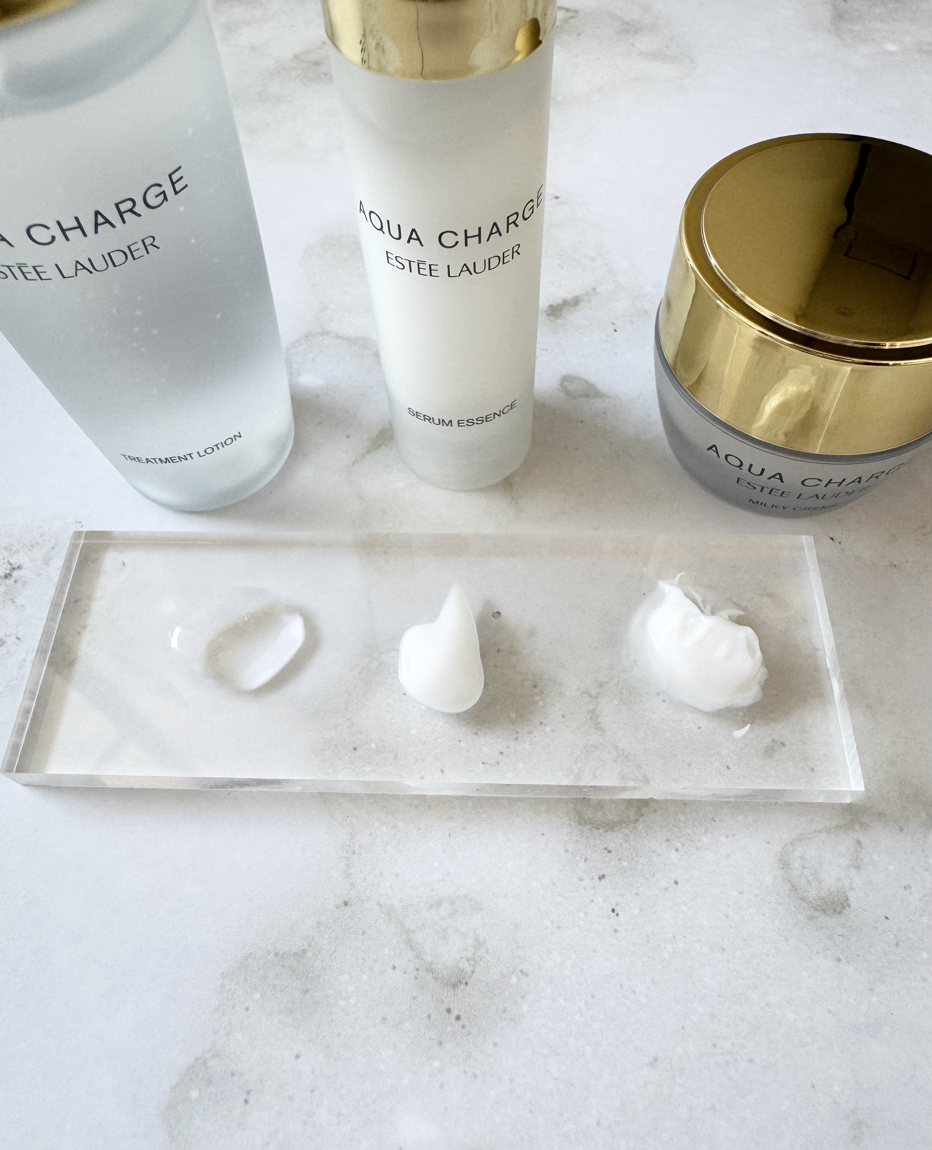 アクア チャージ 薬用 ミルキー クリーム/ESTEE LAUDER/フェイスクリームを使ったクチコミ（2枚目）