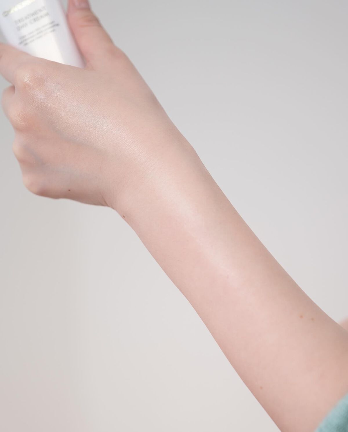 トリートメント デイ クリーム/COVERMARK/日焼け止めクリームを使ったクチコミ(6枚目)