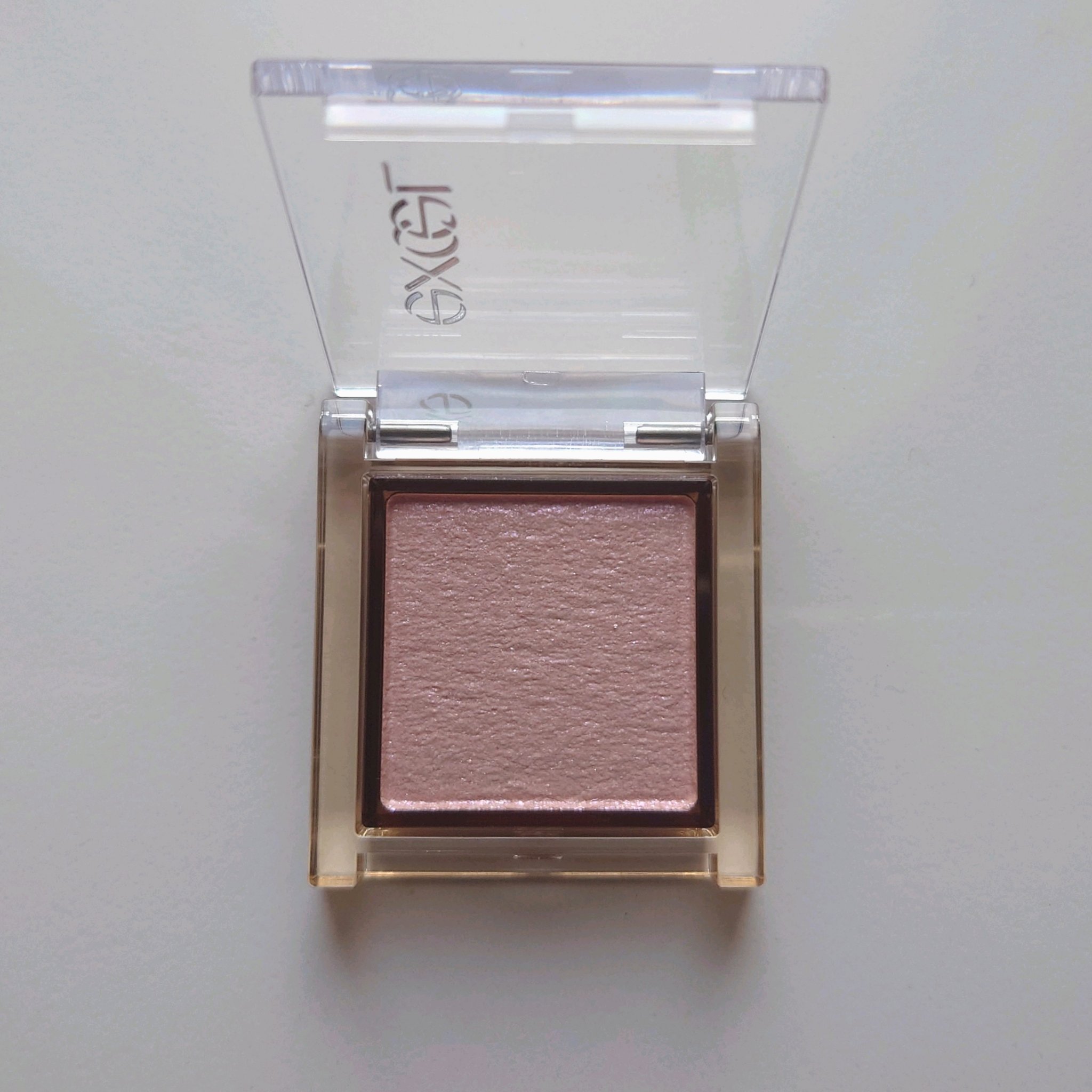 アイプランナー/excel/単色アイシャドウを使ったクチコミ（1枚目）