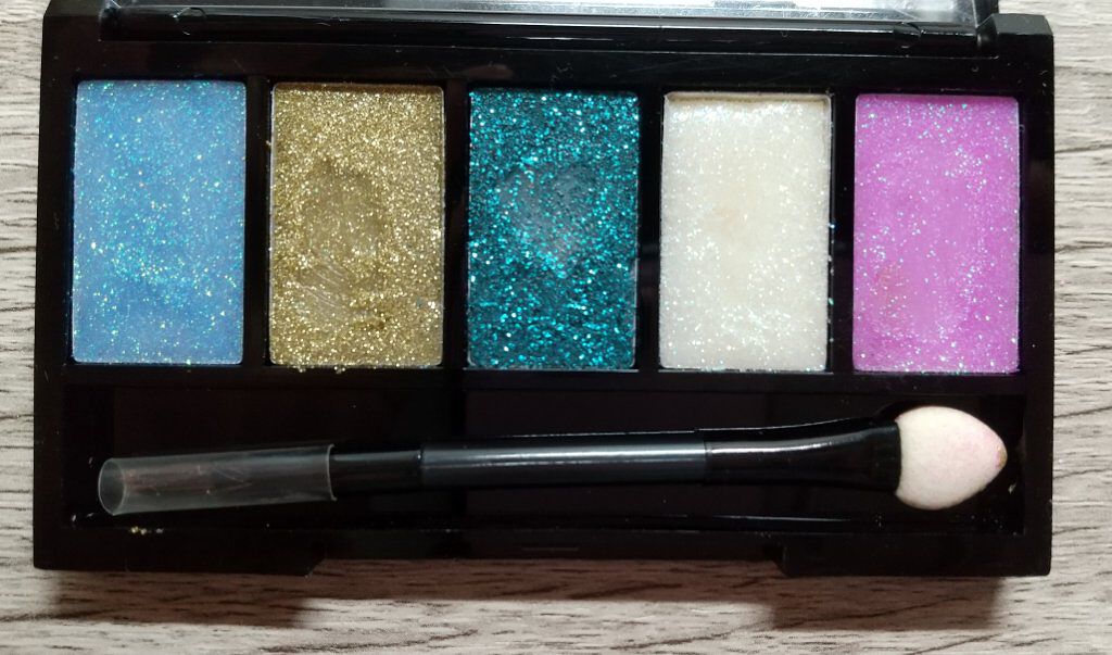 ドド グリッターパレットのクチコミ「こんにちは！
ドド
グリッターパレット

ってご存知ですか？？
私はドドっていえブランド
パッ.....」（2枚目）