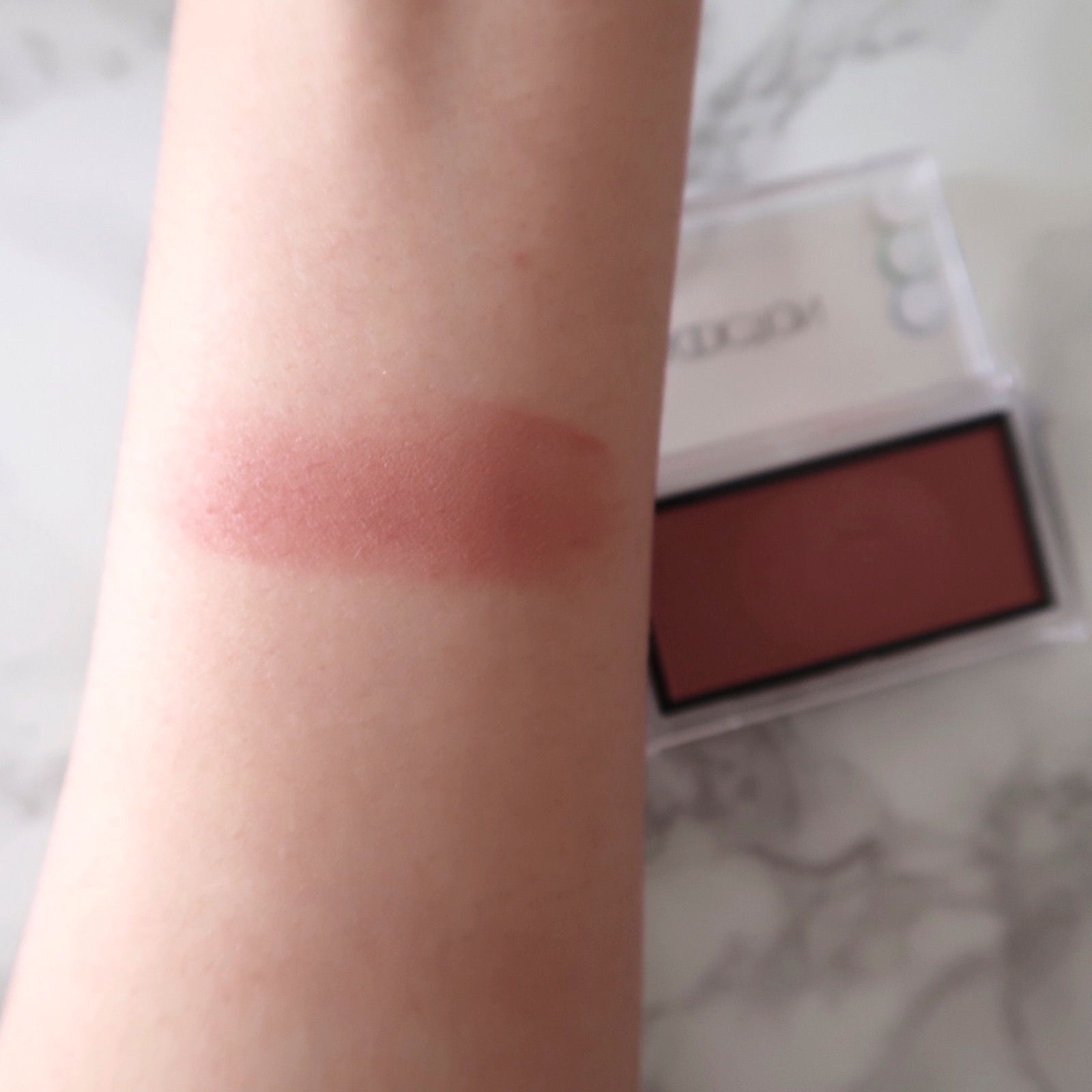 アディクション ザ ブラッシュ 024 Rose Bar (M) ローズバー/ADDICTION/パウダーチークを使ったクチコミ（2枚目）