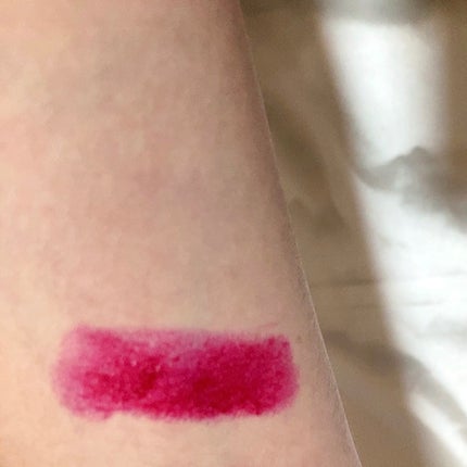 ルージュ・アンテルディ・シルキー/GIVENCHY/口紅を使ったクチコミ(4枚目)