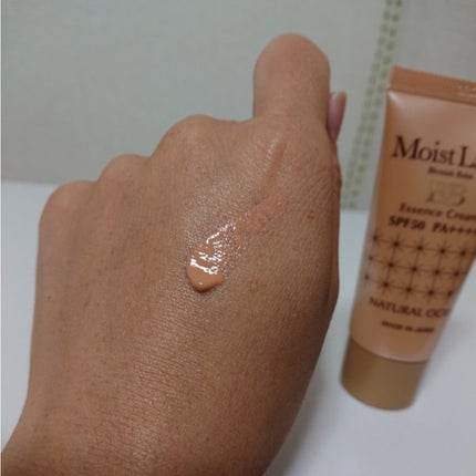 モイストラボ BBエッセンスクリーム/明色/BBクリームを使ったクチコミ(2枚目)