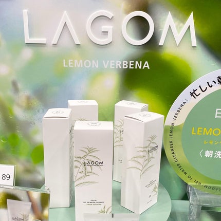 MONAMI@フォロバ100 on LIPS 「#PRロフトKコスメフェスティバル2024SSの展示会に参加し..」(4枚目)