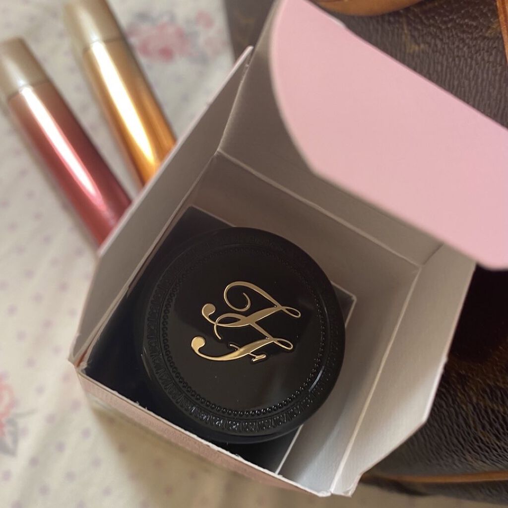 ボーン ディス ウェイ アンディテクタブル ミディアム／フルカバレッジ ファンデーション/Too Faced/リキッドファンデーションを使ったクチコミ（2枚目）