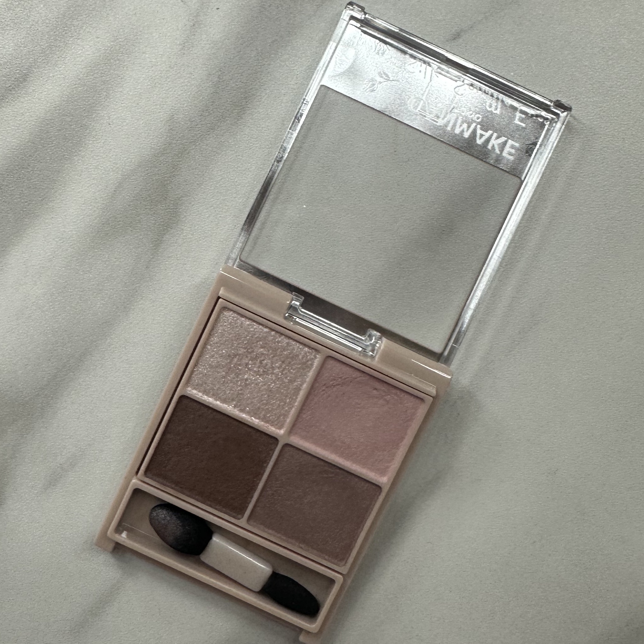 シルキースフレアイズ（マットタイプ）/キャンメイク/アイシャドウパレットを使ったクチコミ（2枚目）