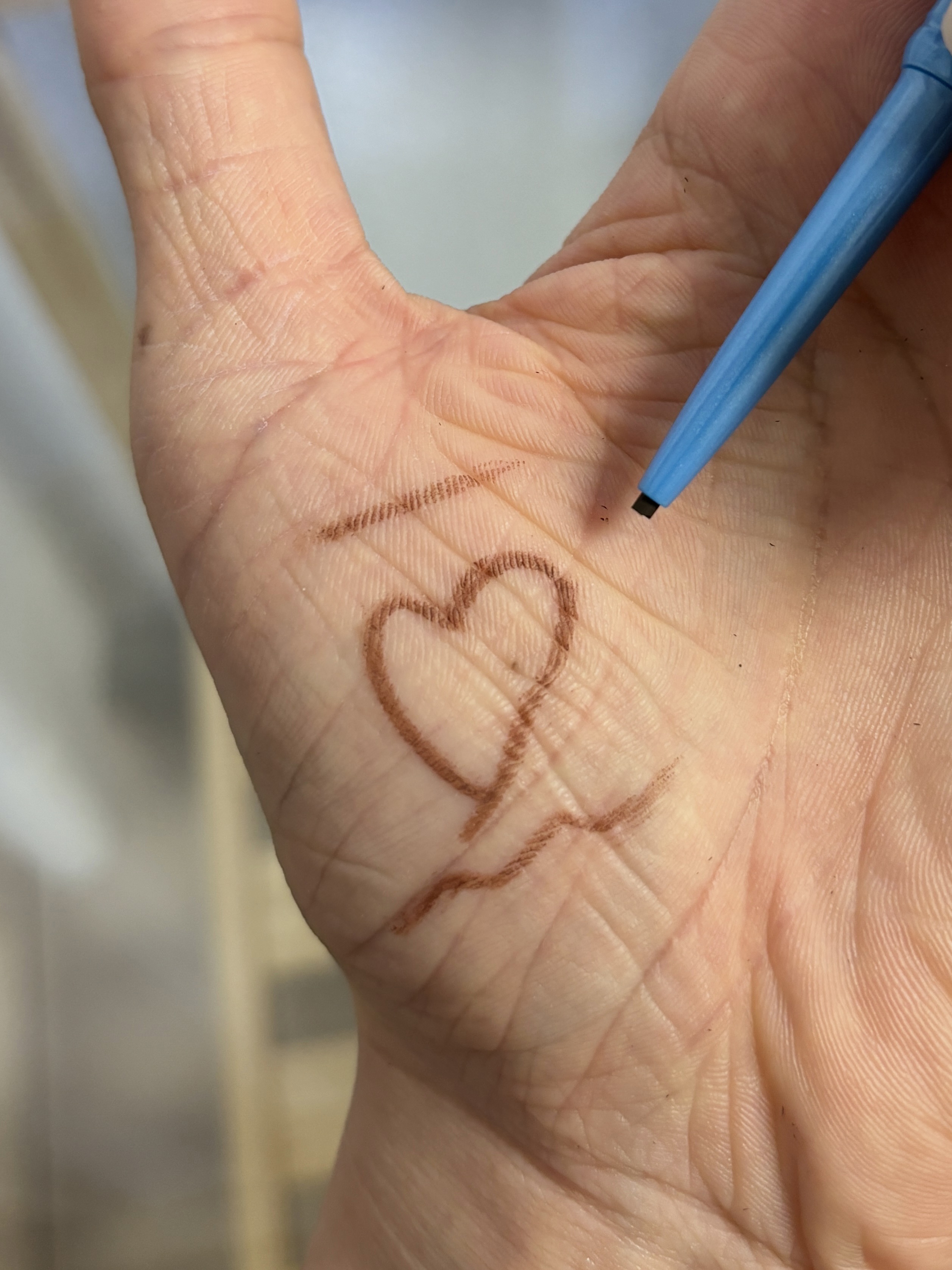 「密着アイライナー」極細クリームペンシル/デジャヴュ/ペンシルアイライナーを使ったクチコミ（2枚目）