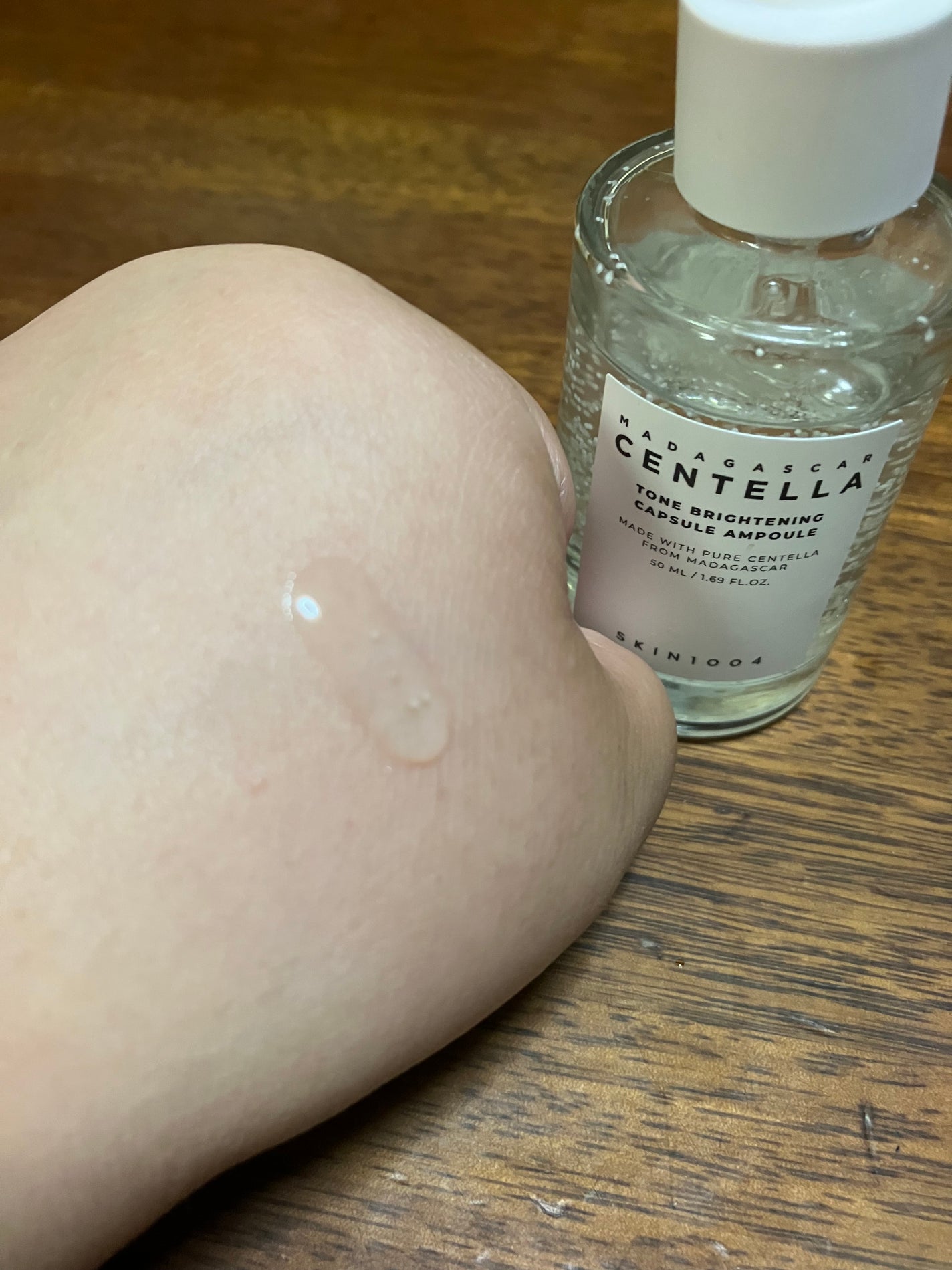 あずねぇ@コスメ探し隊 on LIPS 「低刺激で美白を目指せる美容液!ナイアシンアミド、トラネキサム酸..」(2枚目)