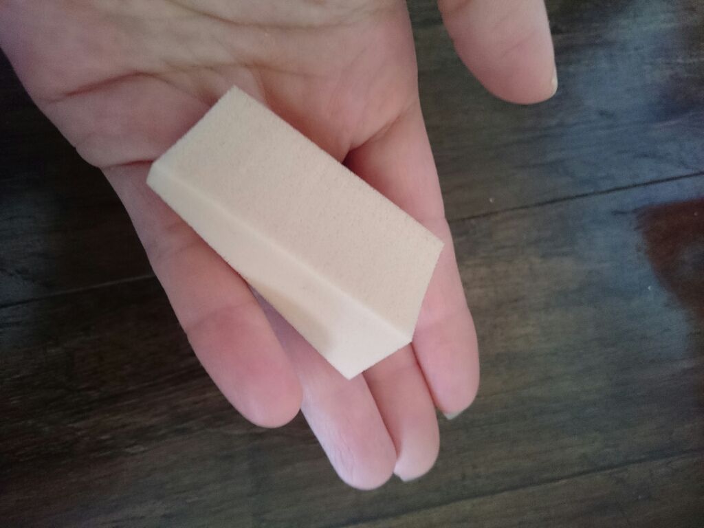 バリュースポンジN ウェッジ型タイプ 30P/ロージーローザ/パフ・スポンジを使ったクチコミ（2枚目）