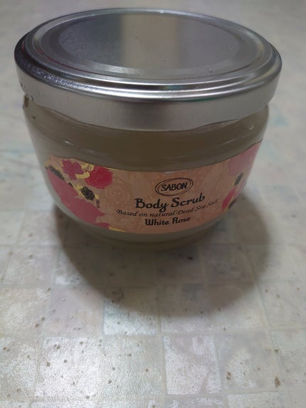 ボディスクラブ ホワイト・ローズ 320g/SABON/ボディスクラブの画像
