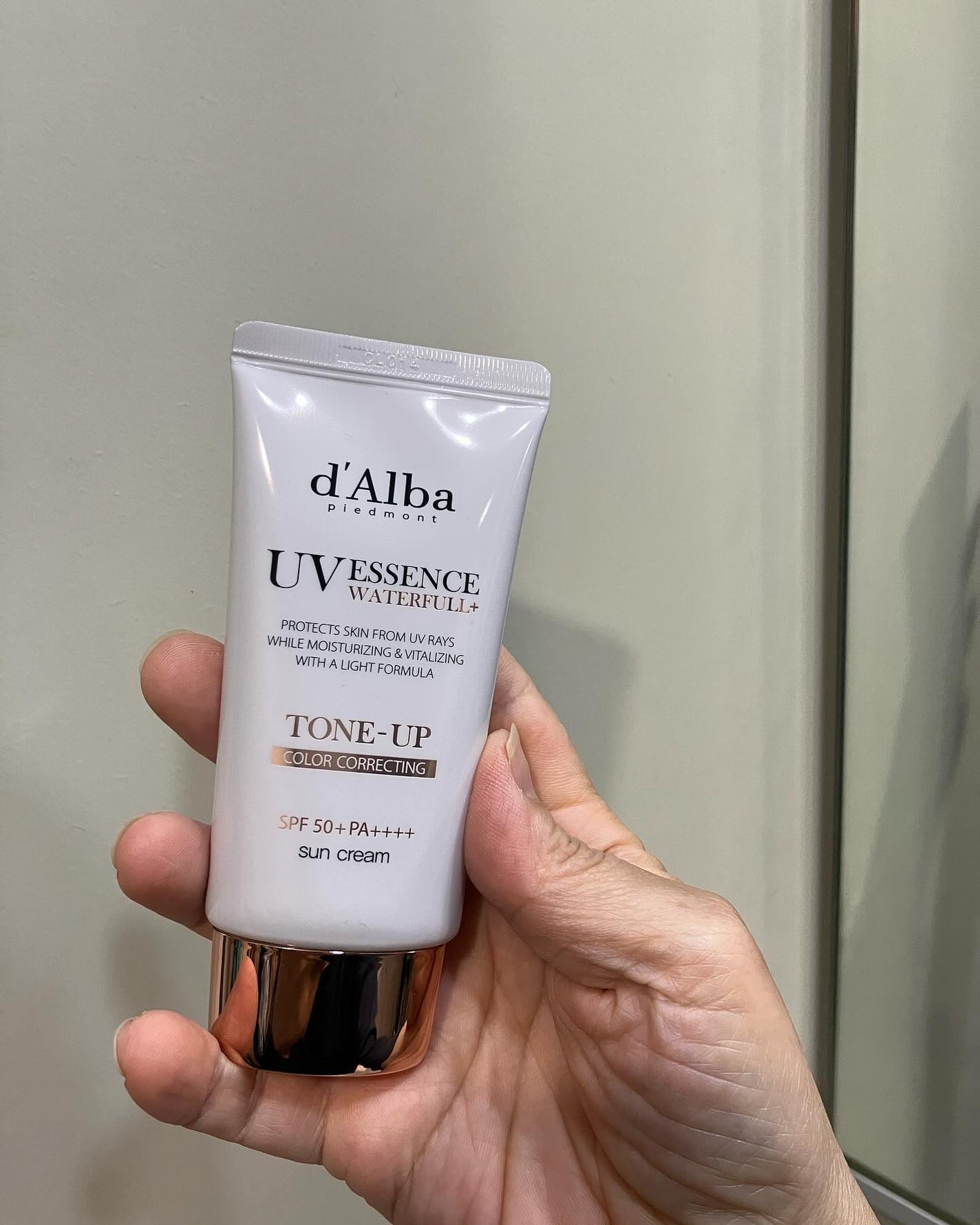 ウォータフルトーンアップサンクリーム/ダルバ/日焼け止めクリームを使ったクチコミ(4枚目)