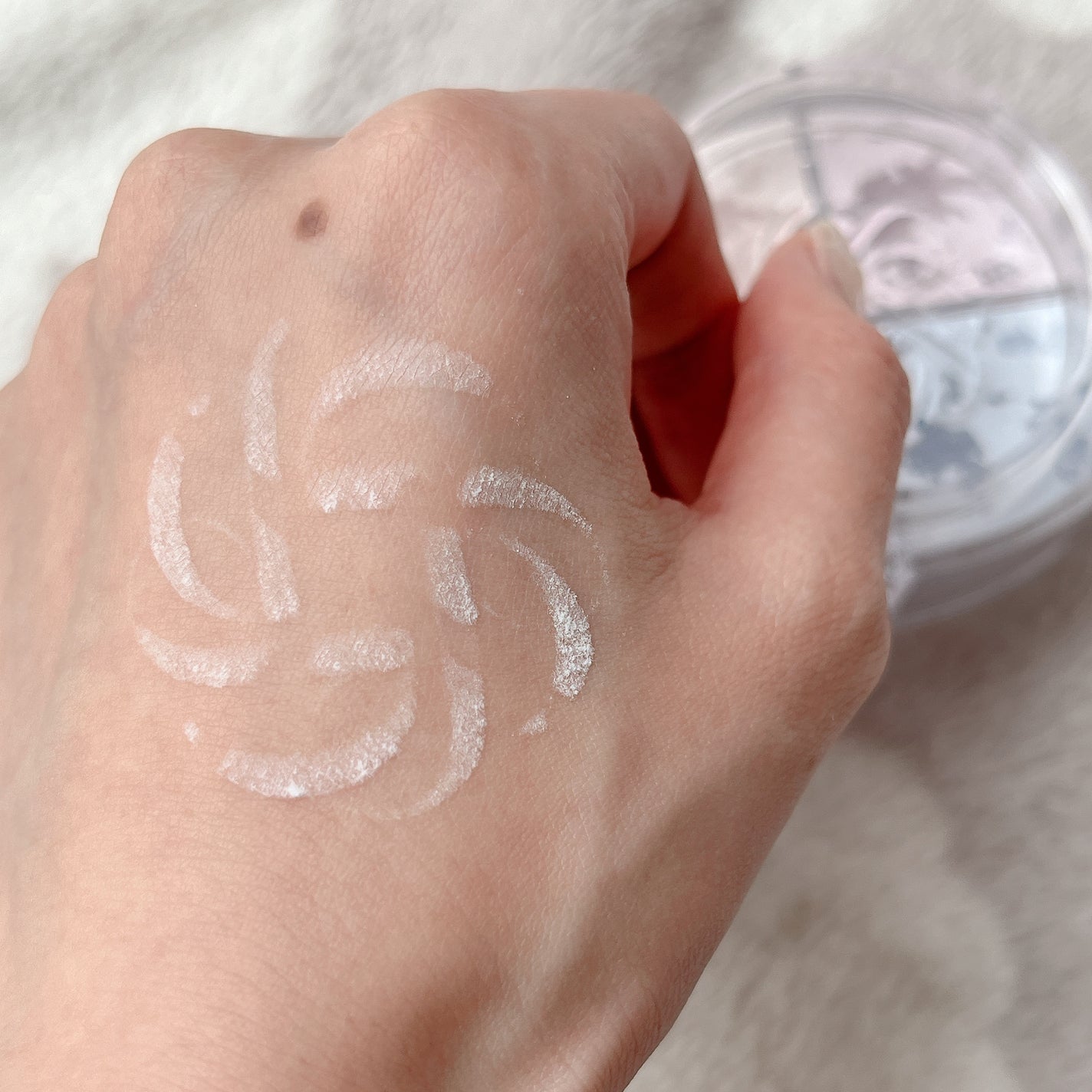 ルース パウダー/DECORTÉ/ルースパウダーを使ったクチコミ(2枚目)