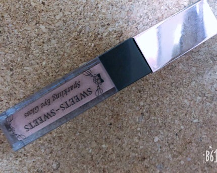 スパークリングアイグロス/スウィーツ スウィーツ/リキッドアイシャドウを使ったクチコミ(1枚目)