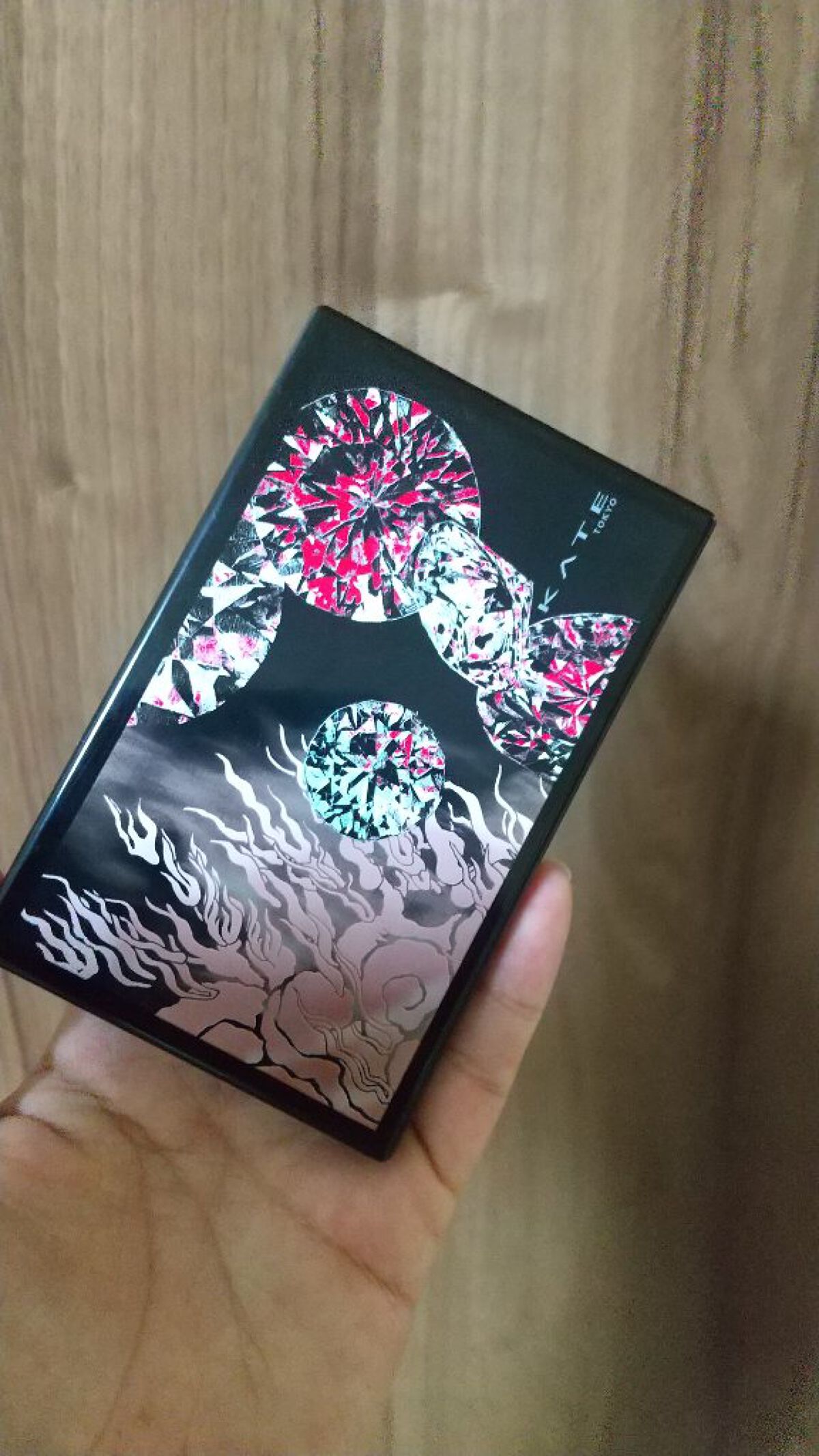 KATE 魂コレクション デザイニングシェードパレット３D/KATE/シェーディングを使ったクチコミ（3枚目）