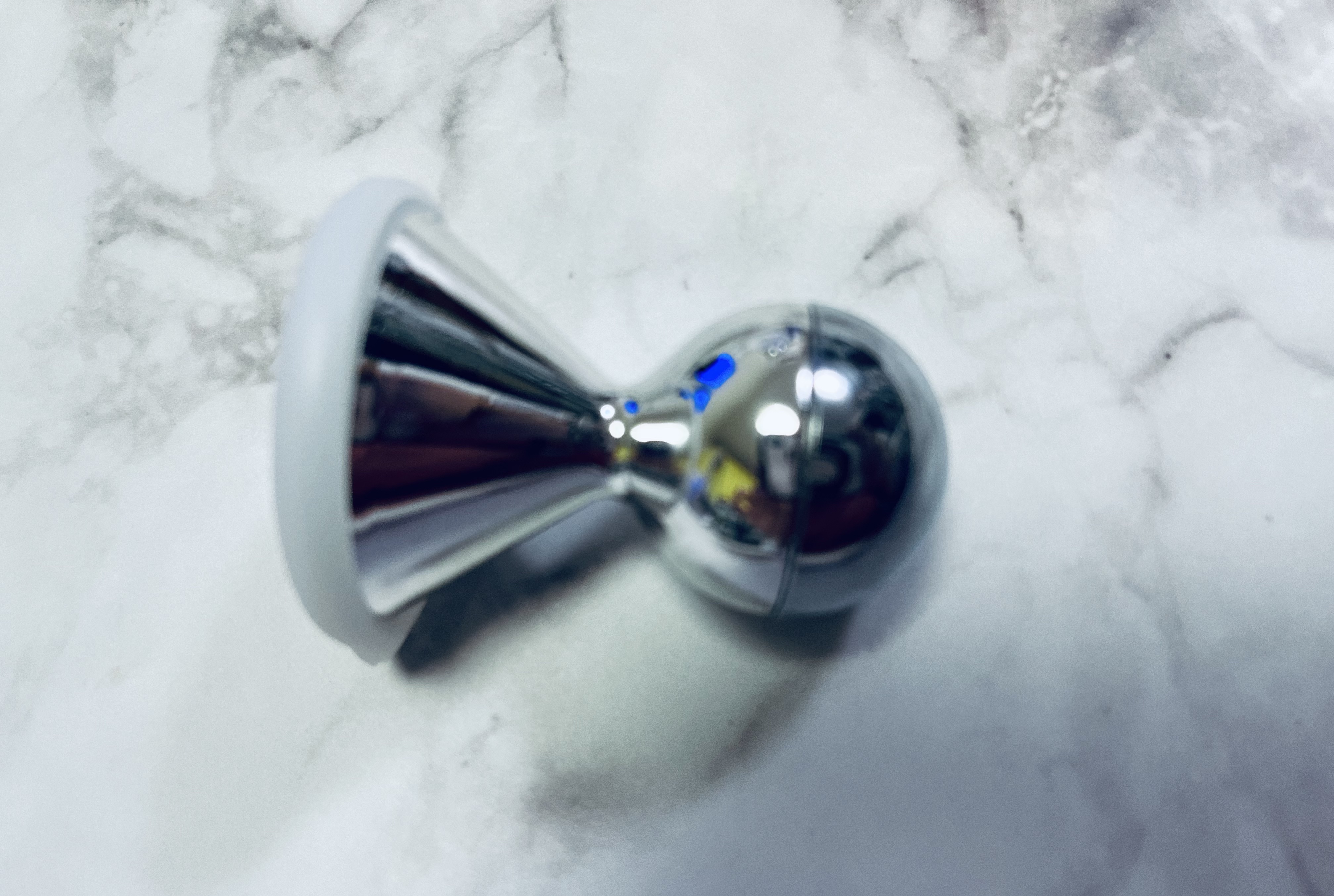 オーセンティックＬＥＤブースター/AUTHENTIC/美顔器・マッサージを使ったクチコミ（2枚目）