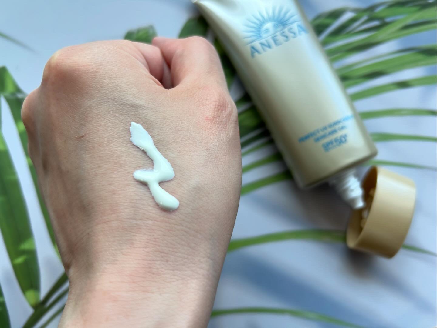 アネッサ　スキンセラム<医薬部外品>/アネッサ/フェイスクリームを使ったクチコミ（2枚目）